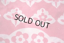 画像2: 【特価】ピンク×白の、切り絵風お花柄ファブリック