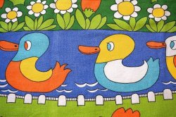画像2: ドイツ70's◆並んだ鳥さん♪子供柄ファブリック（はぎれ）