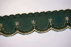 画像2: クリスマス風？緑地に金色刺繍のトリム