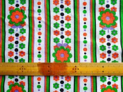 画像2: 70's★大小カラフルなお花とドットのファブリック