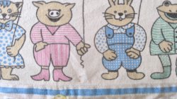 画像4: 【グラジエラ】風船を持った動物たちのクッションカバー（オマケ付）