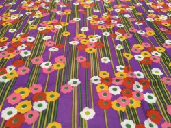 画像4: 70's カラフルお花と茎？のライン(大きめハギレ)