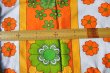 画像2: オレンジ系のレトロなお花