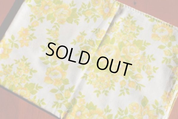 画像1: 初夏っぽい色合いの花柄