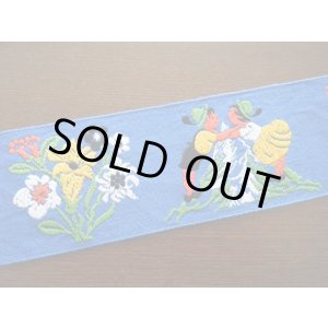画像: チロリアンカップルと高山の花♪