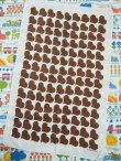 画像4: 茶色いハートがいっぱいのリネンクロス