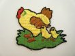 画像1: ヴィンテージ◆ニワトリ母さんとヒヨコベビーのアップリケ