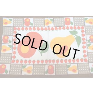 画像: 【未使用品】リンゴと洋ナシとイチゴのキッチンクロス（茶）
