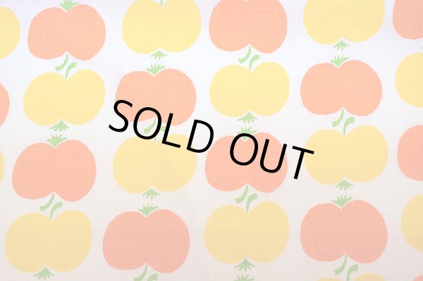 画像2: 70's★オレンジと黄色の縦列リンゴ（はぎれ）