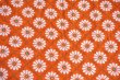画像3: 70's◆並んだマーガレットの花ファブリック（はぎれ）