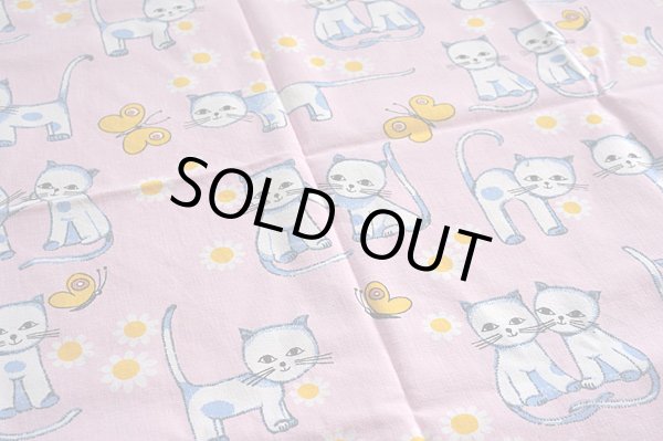 画像3: 旧東ドイツ時代【レトロ猫と蝶々】ピローケース