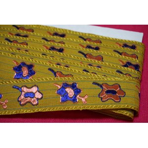 画像: レトロな２色のやわらかな花柄チロル