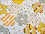 画像: 【未使用品】カラフルな焼きドーナツ風の花（はぎれB）