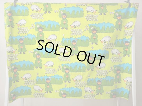 画像6: 旧東ドイツ時代の可愛い羊飼いファブリック（はぎれ）