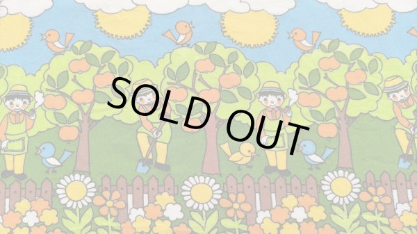 画像2: ドイツ70's◆農夫とカラフルな風景の生地（訳ありはぎれ）