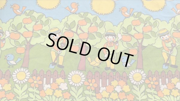 画像2: ドイツ70's◆農夫とカラフルな風景の生地（訳ありはぎれ）