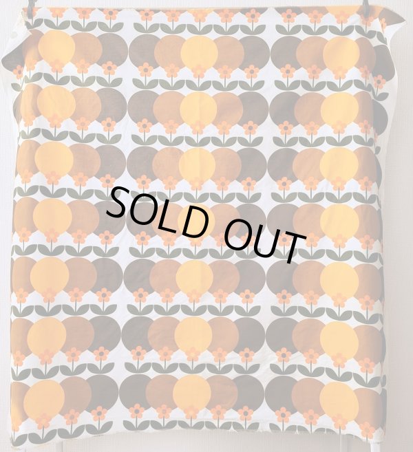 画像6: 北欧ビンテージ★大きな暖色系サークル＆花のファブリック