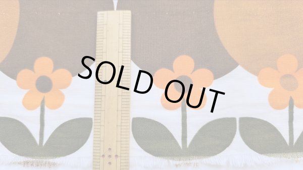 画像4: 北欧ビンテージ★大きな暖色系サークル＆花のファブリック