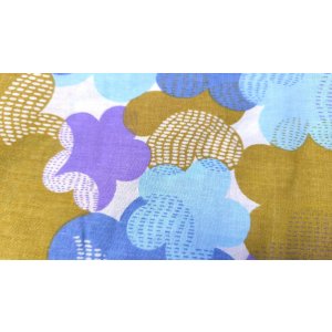 画像: 70's●ふわふわ花雲と刺し子風（はぎれ）