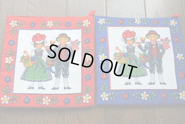 画像2: チロリアンカップル鍋つかみ２個組