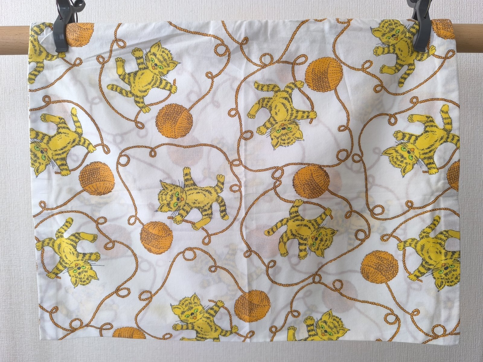 画像3: 猫と毛糸玉ピローケース