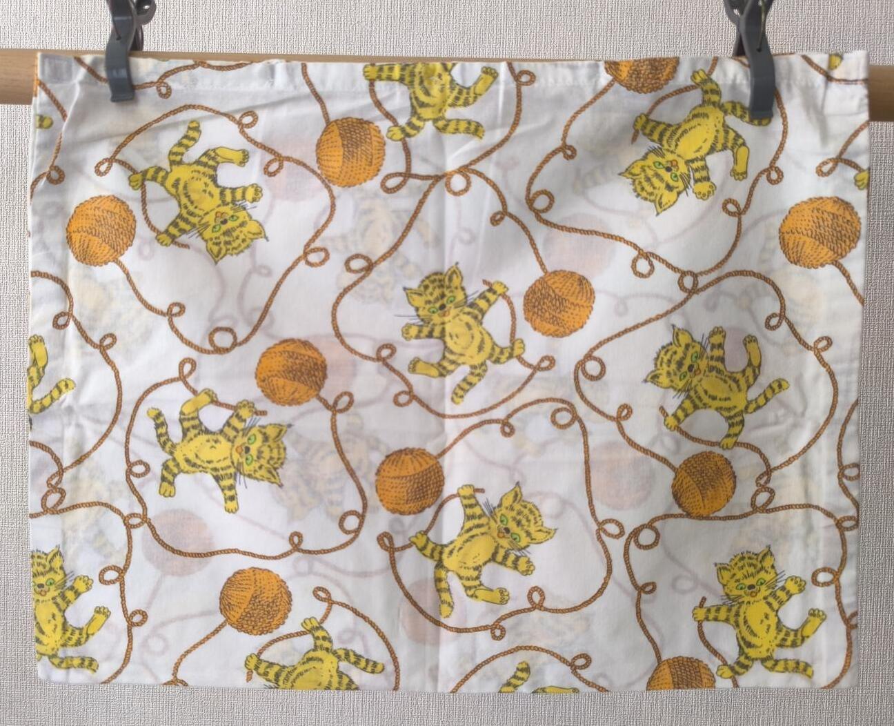 画像4: 猫と毛糸玉ピローケース