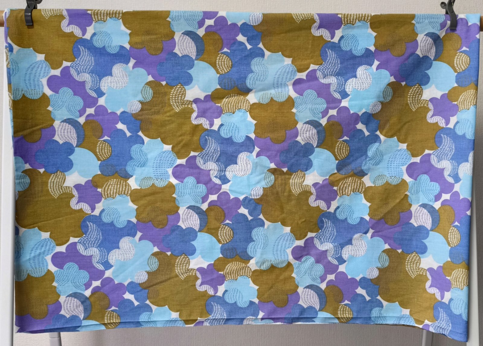 画像3: 70's●ふわふわ花雲と刺し子風ファブリック