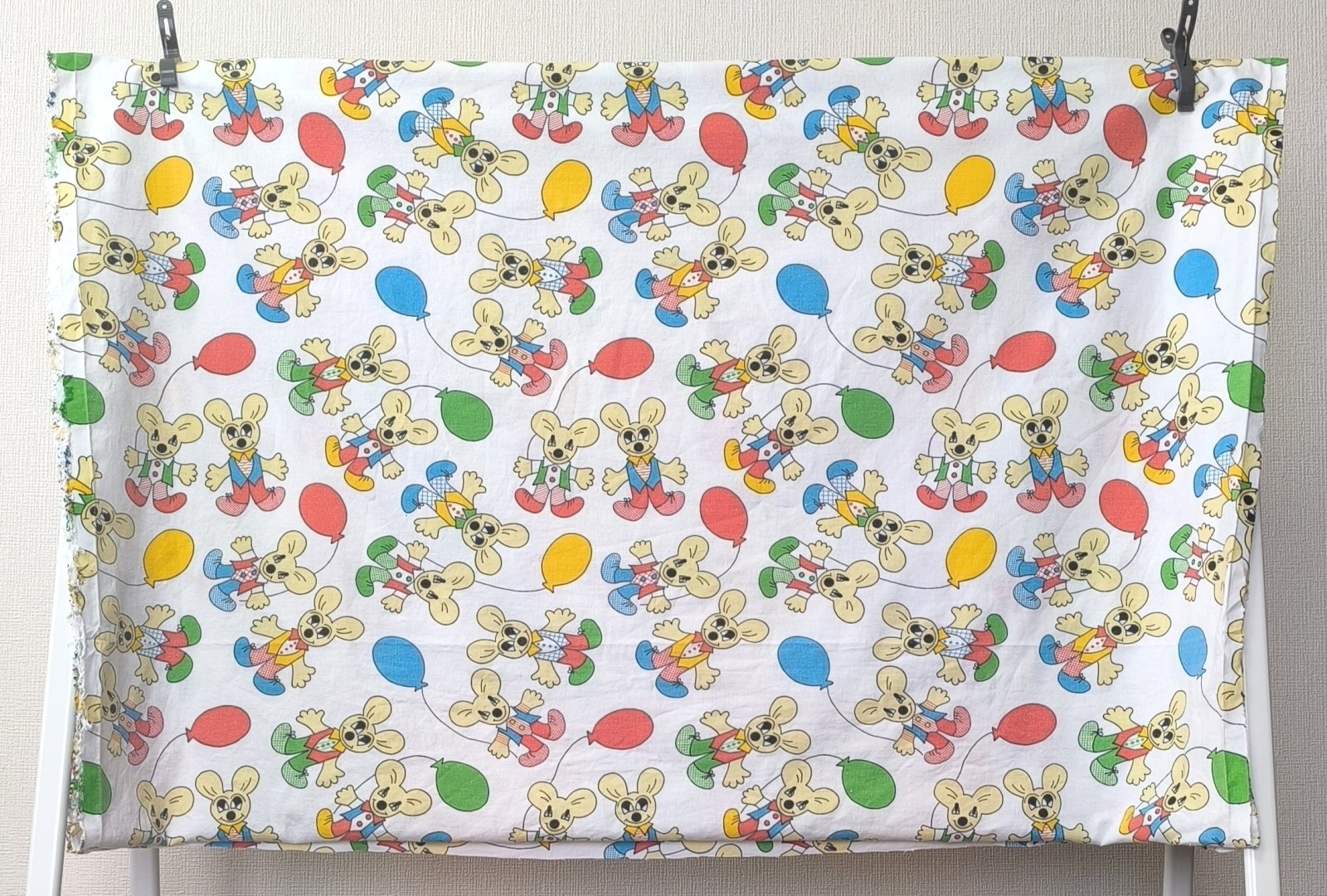 画像3: DDR★お目目パッチリ★ネズミと風船（黄色系）はぎれ