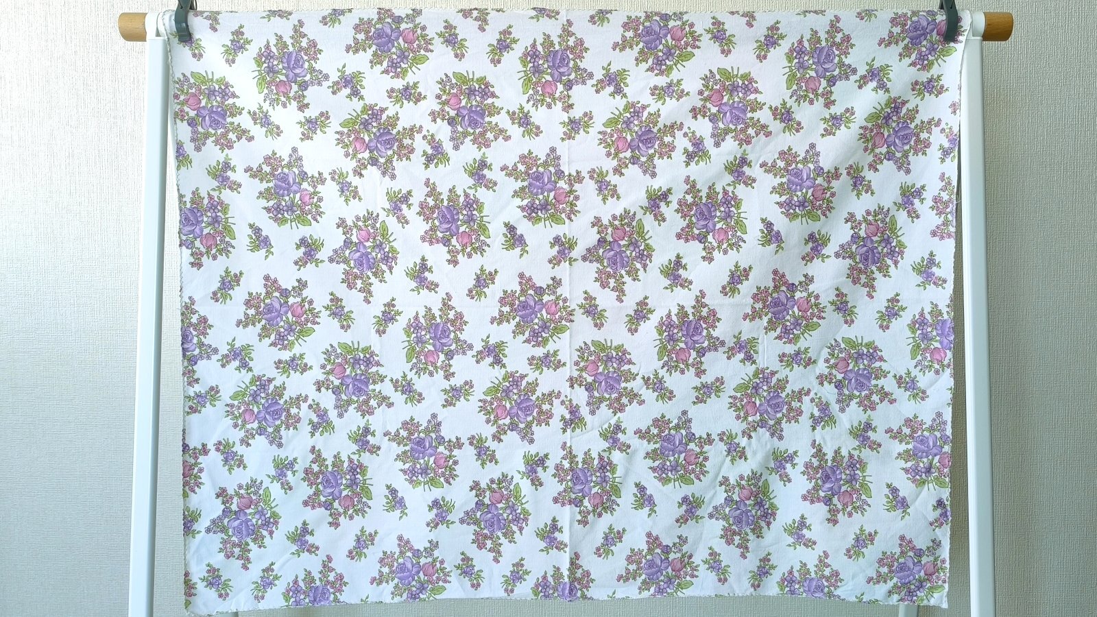 画像3: ドイツビンテージファブリック★ピンク〜紫系フラワー（はぎれ）