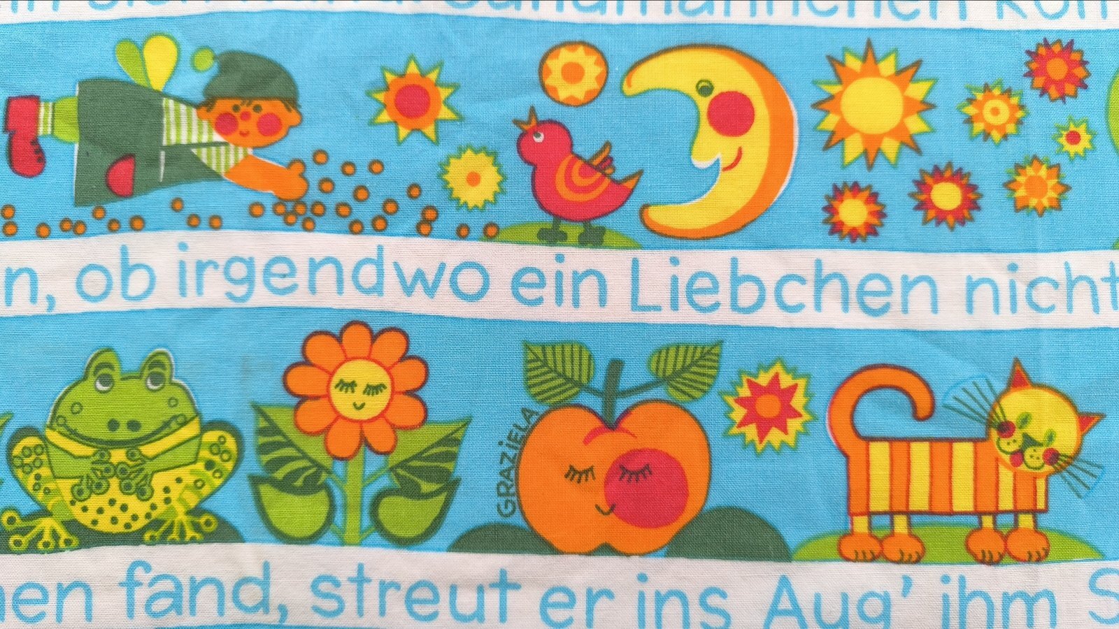 画像2: 【グラジエラ】定番★子供柄の可愛いファブリック（水色地）はぎれ