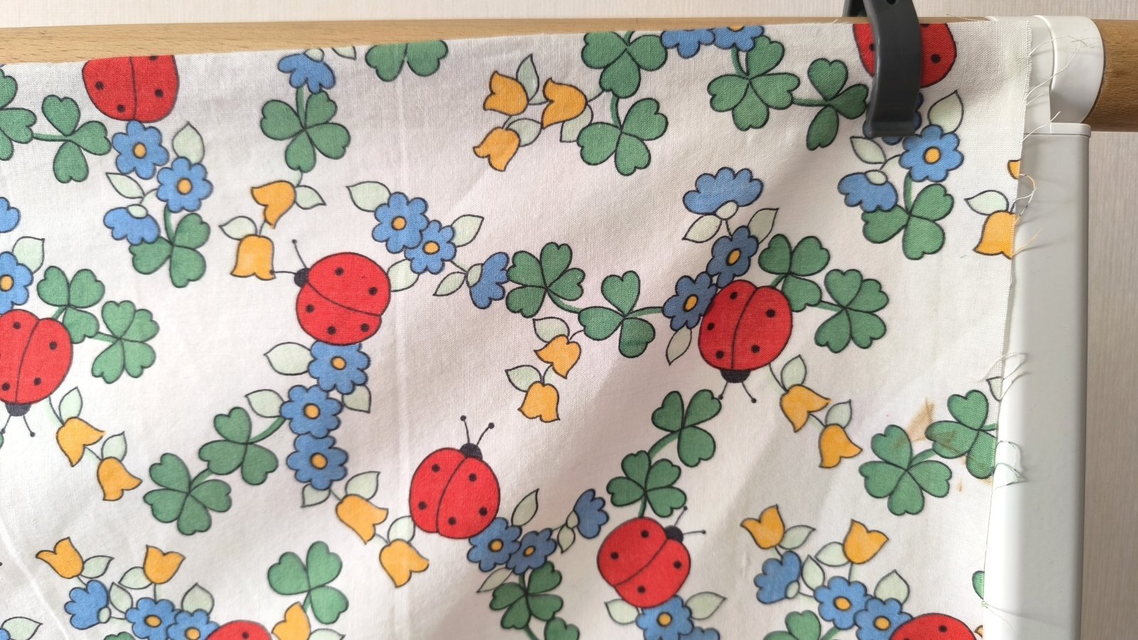 画像3: テントウムシとクローバーはぎれ（難あり）