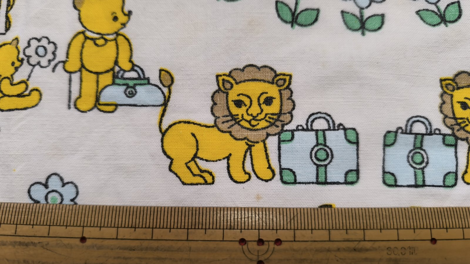 画像3: アニマル★ワンダーランド（水色）はぎれ