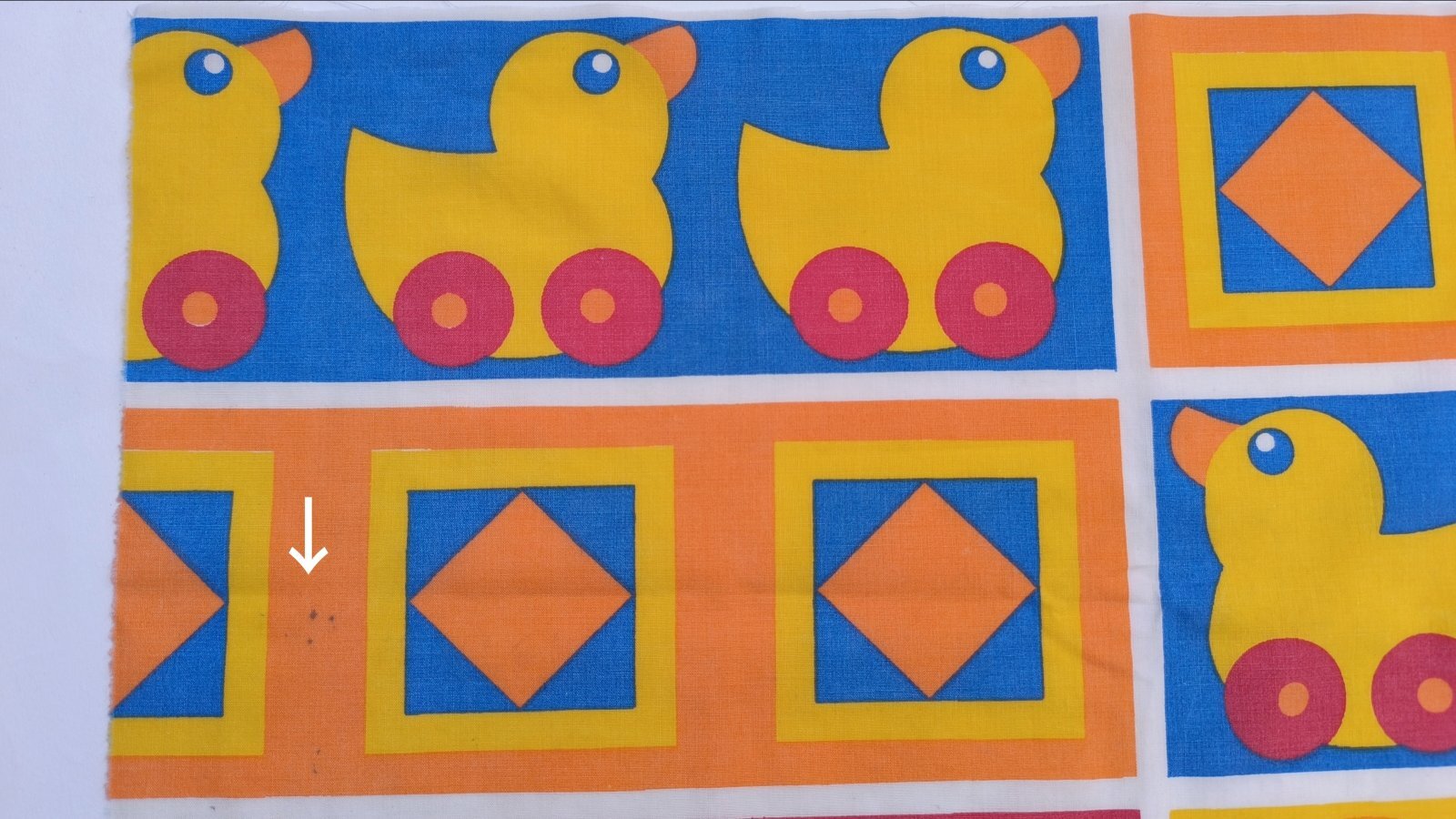 画像3: ドイツ70's★可愛いモチーフのファブリックパネル風はぎれ