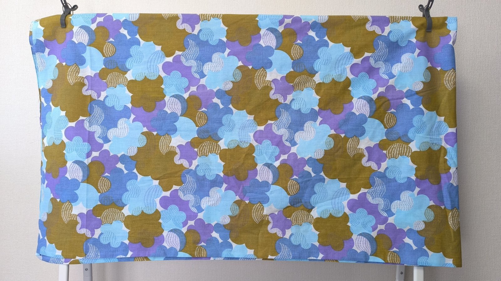 画像4: 70's●ふわふわ花雲と刺し子風（はぎれ）