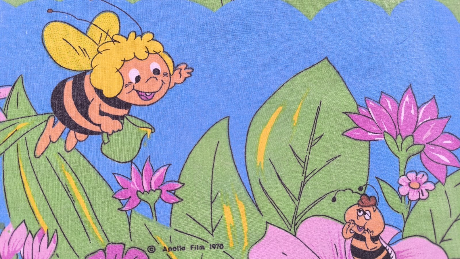 画像2: ドイツビンテージ◆みつばちマーヤ（青系はぎれ）