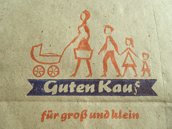 画像1: 旧東ドイツ時代の紙袋★家族でお買い物♪